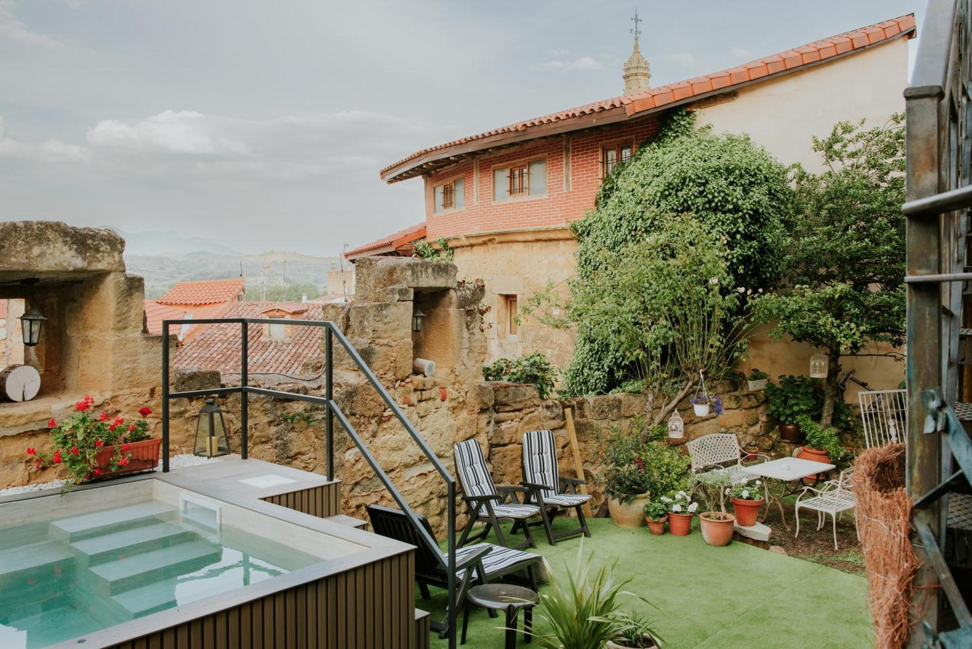 Hospedería Señorío de Briñas Hotel Exterior foto